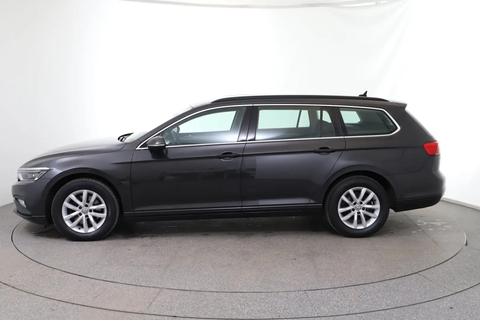 Volkswagen Passat Variant Business TDI SCR DSG Grau - 2