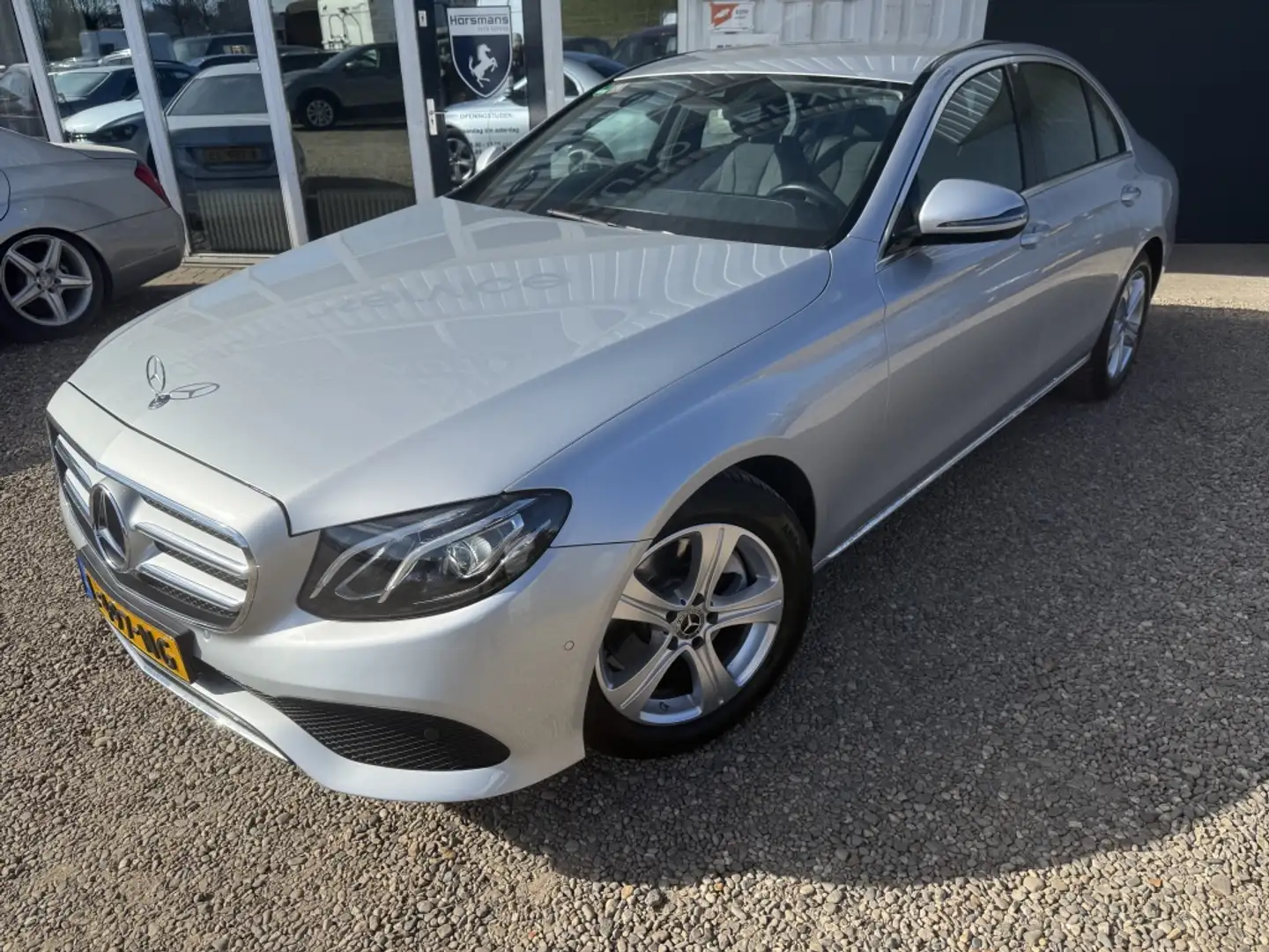 Mercedes-Benz E 250 Premium Grijs - 1