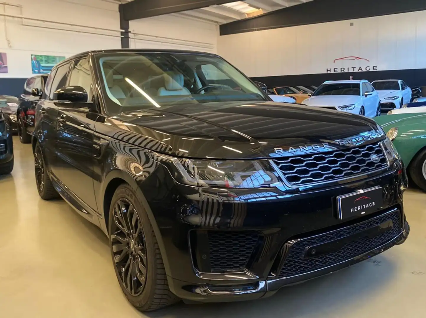 Land Rover Range Rover Sport 3.0 tdV6 HSE Dynamic auto full perfetta Nero - 2