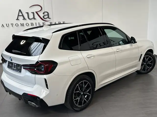 BMW X3 view 5