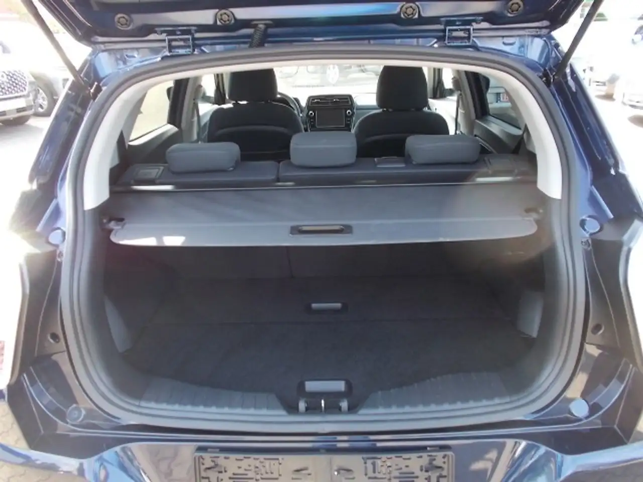 SsangYong Tivoli 2023 — фото 12