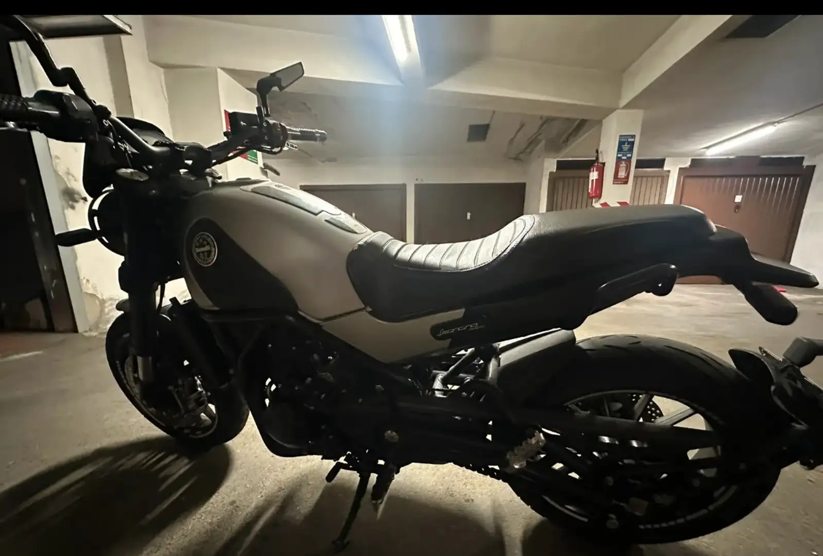 Benelli Leoncino Lenocino 500 Argento - 2