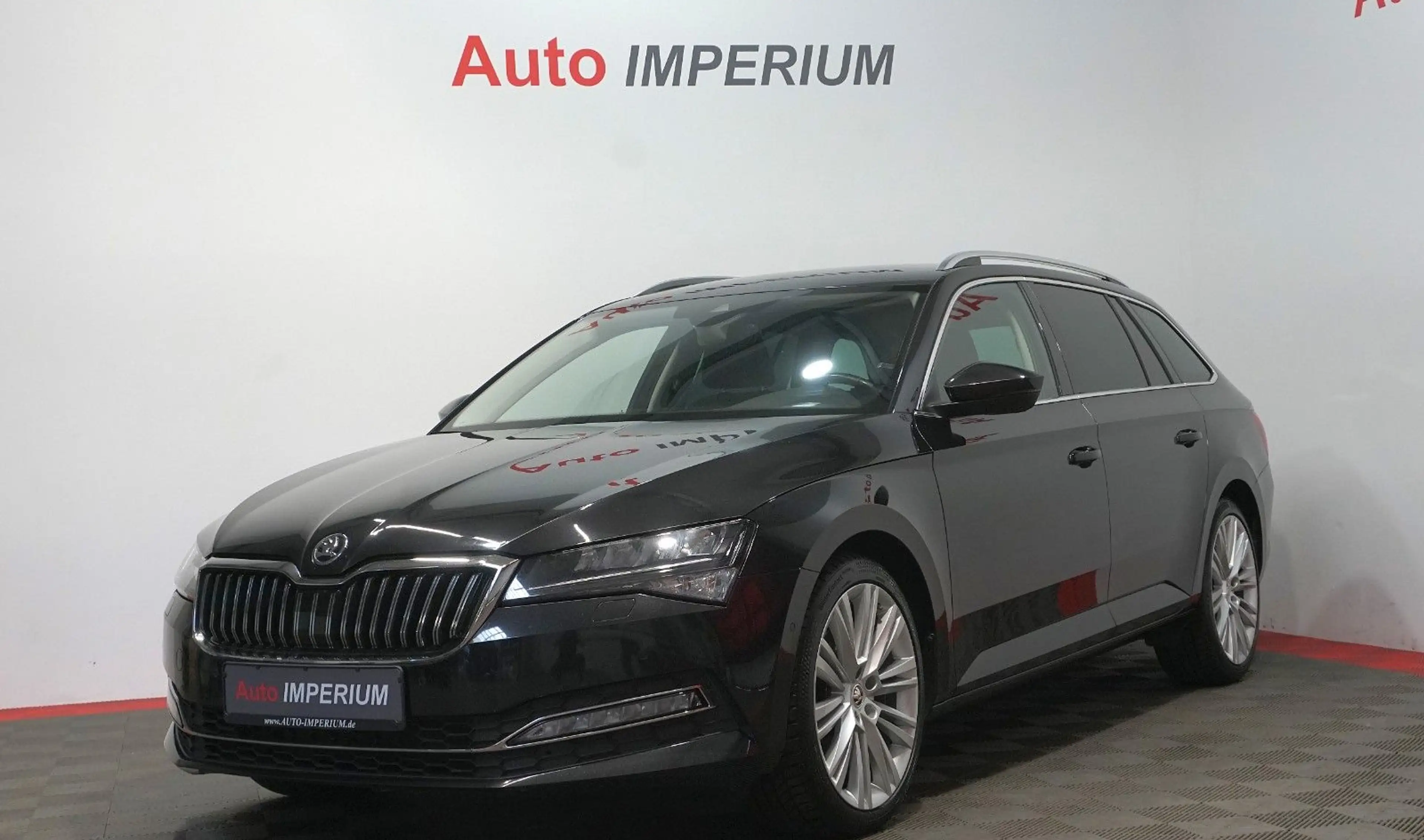 Skoda Superb Combi Style 2.0 TDI*ACC*STDHZ*AHK*RFK*