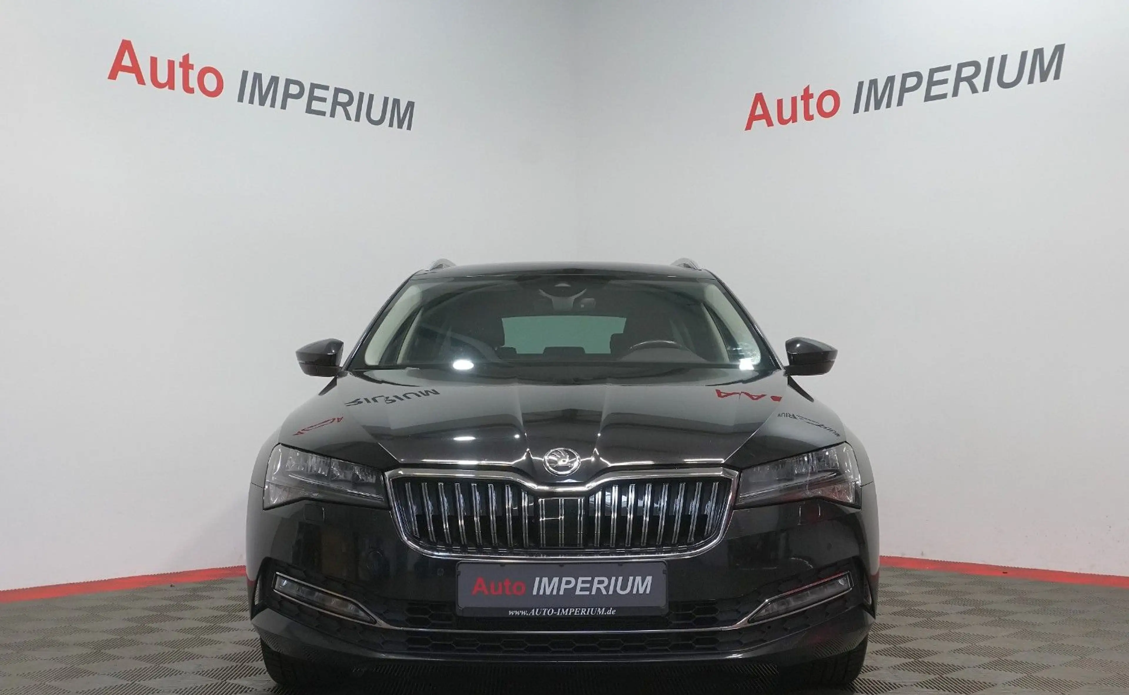 Skoda Superb Combi Style 2.0 TDI*ACC*STDHZ*AHK*RFK* — photo 2