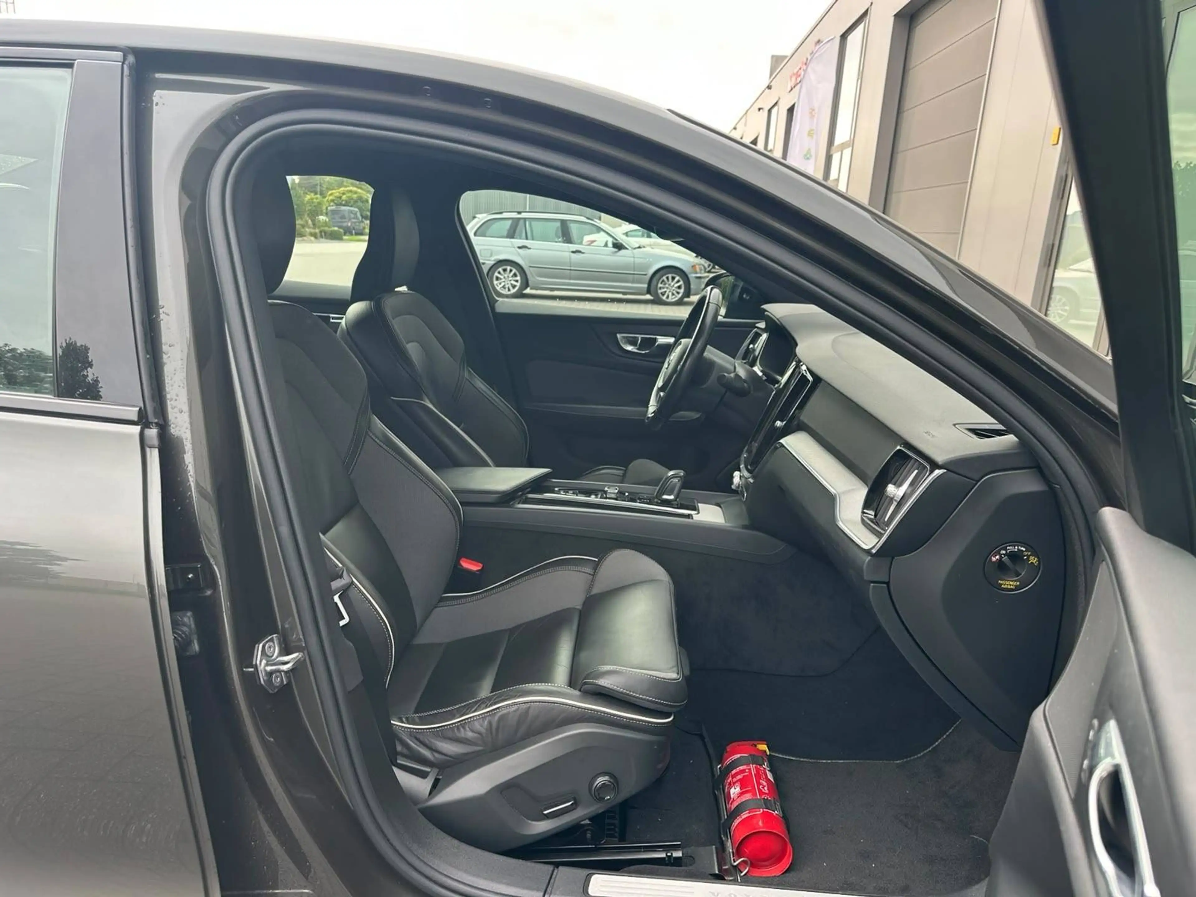 Volvo S60 automaat/LED/ elektrische zetels/wegklapbare trekhaak — photo 9