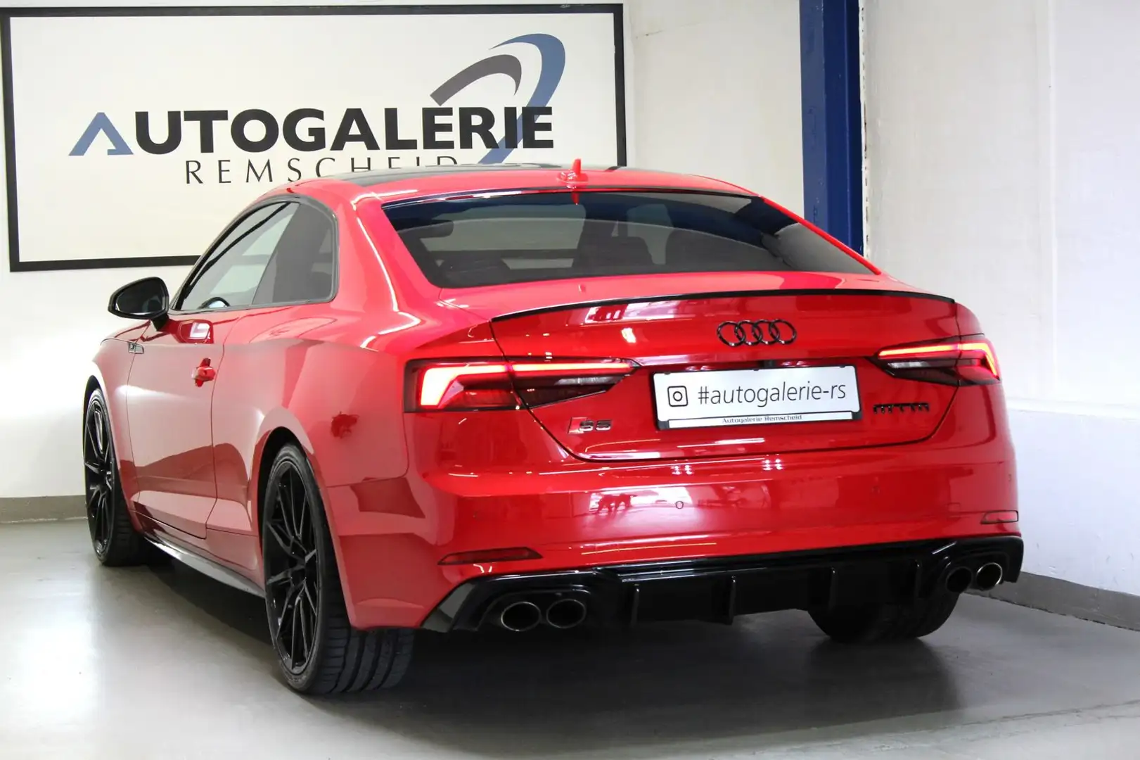 Audi S5 Coupe *DEUTSCH*MTM*SCHALE*B&O*CARBON*MASSAGE* Rouge - 1