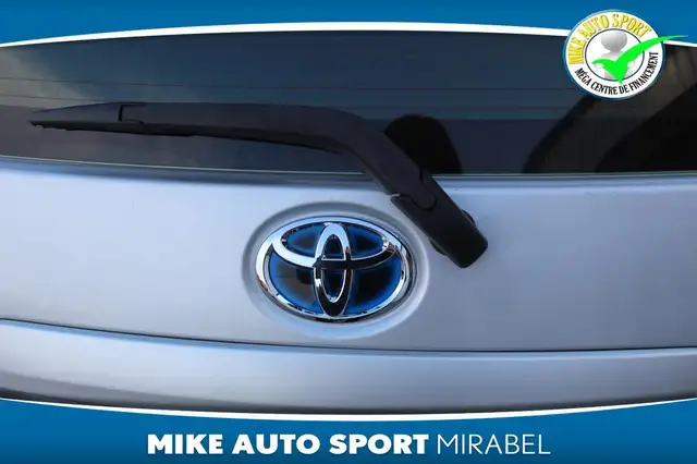 Toyota Prius c 2016 — photo 8