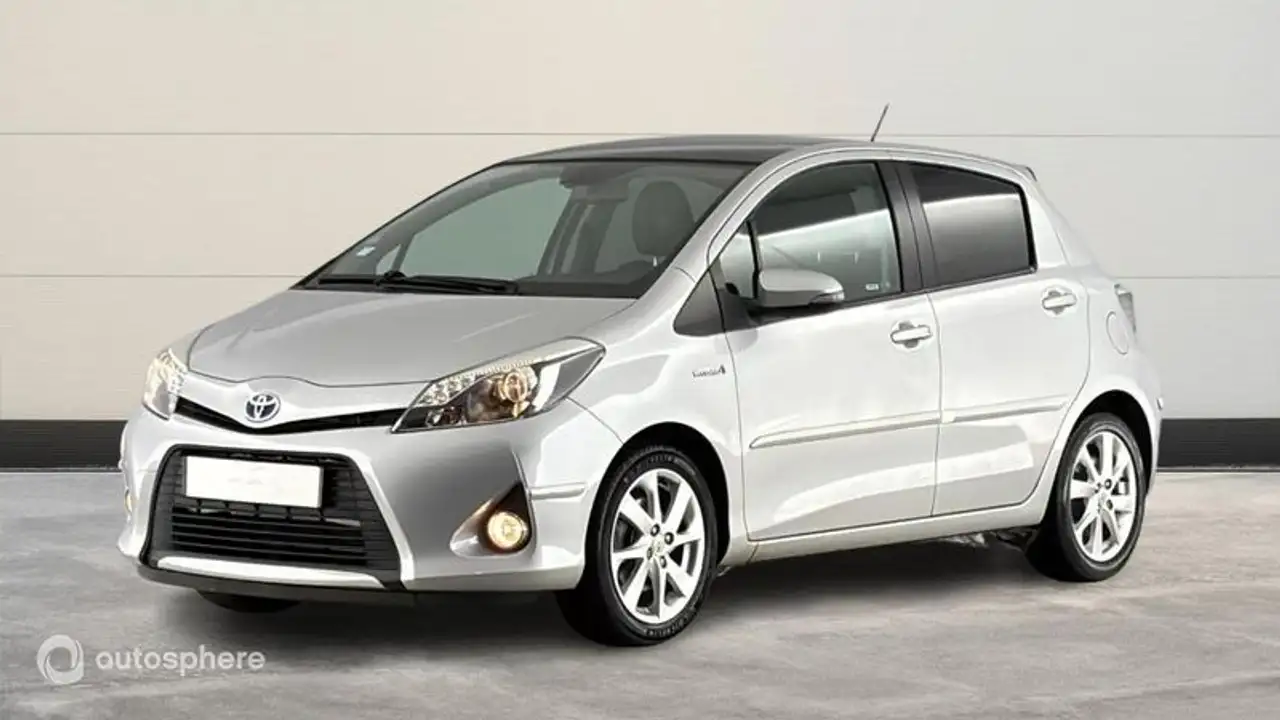 Toyota Yaris HSD 100h Style 5p