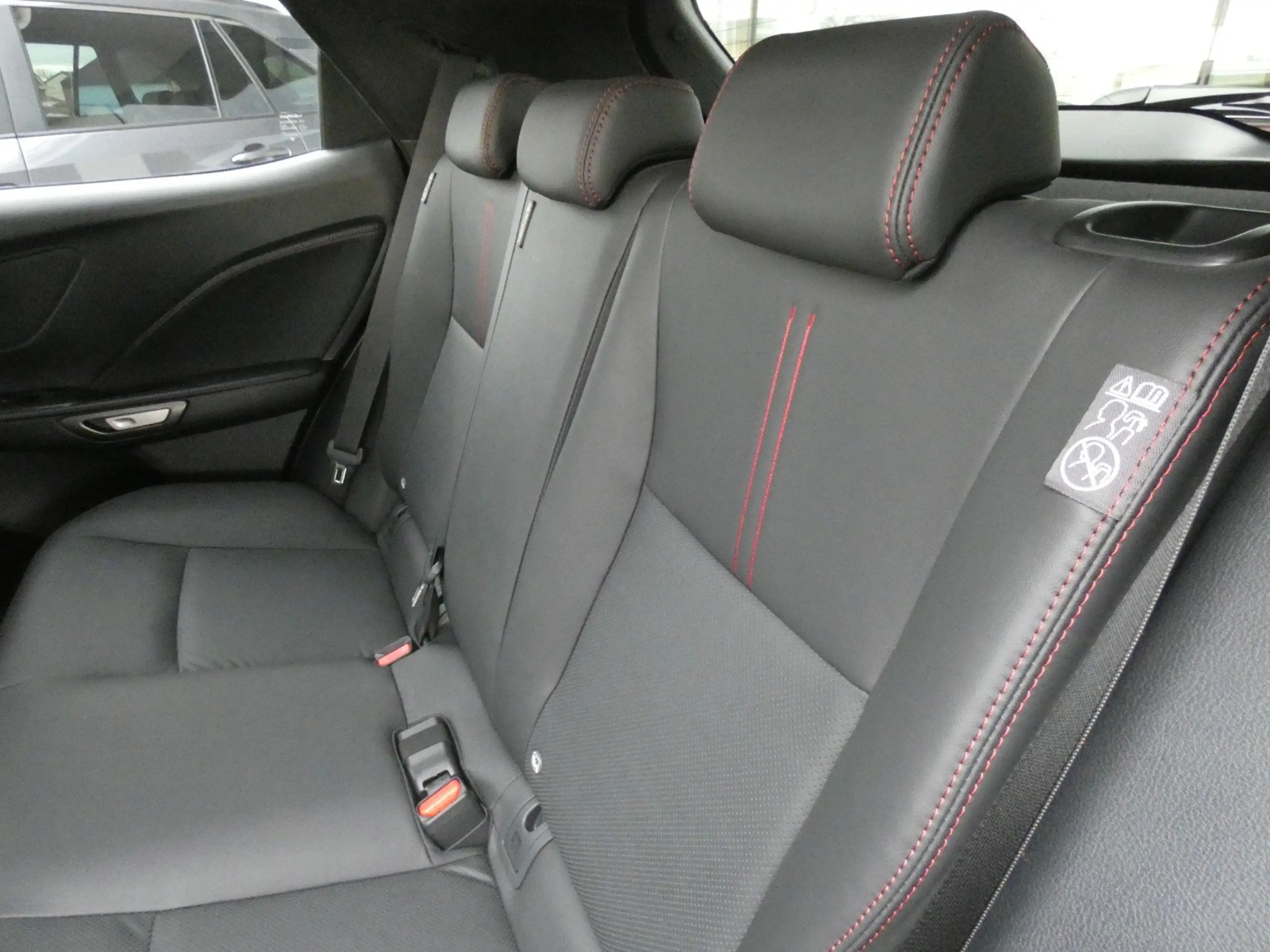 Lexus LBX Hybrid Emotion *LEDER* +Stuurwiel&Zetelverwarming — photo 10