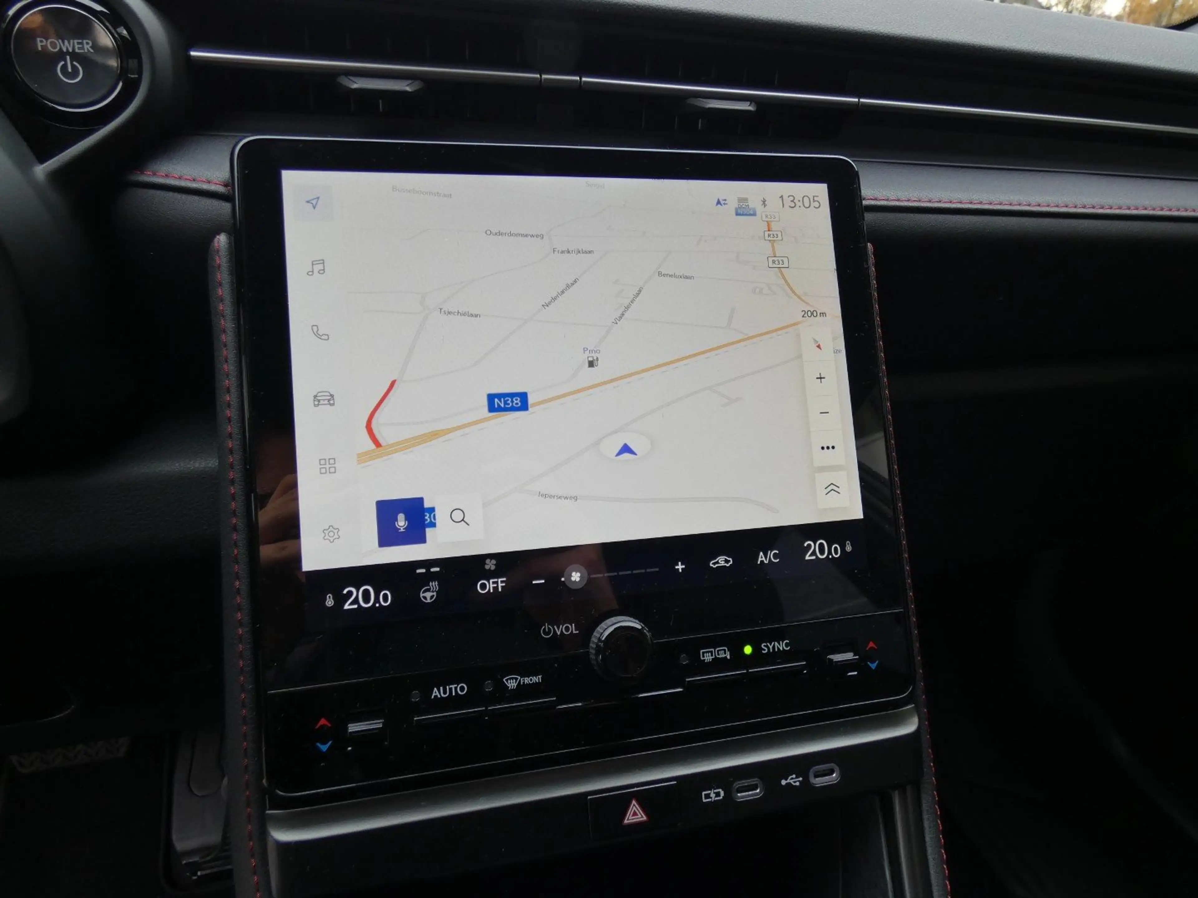 Lexus LBX Hybrid Emotion *LEDER* +Stuurwiel&Zetelverwarming — photo 15