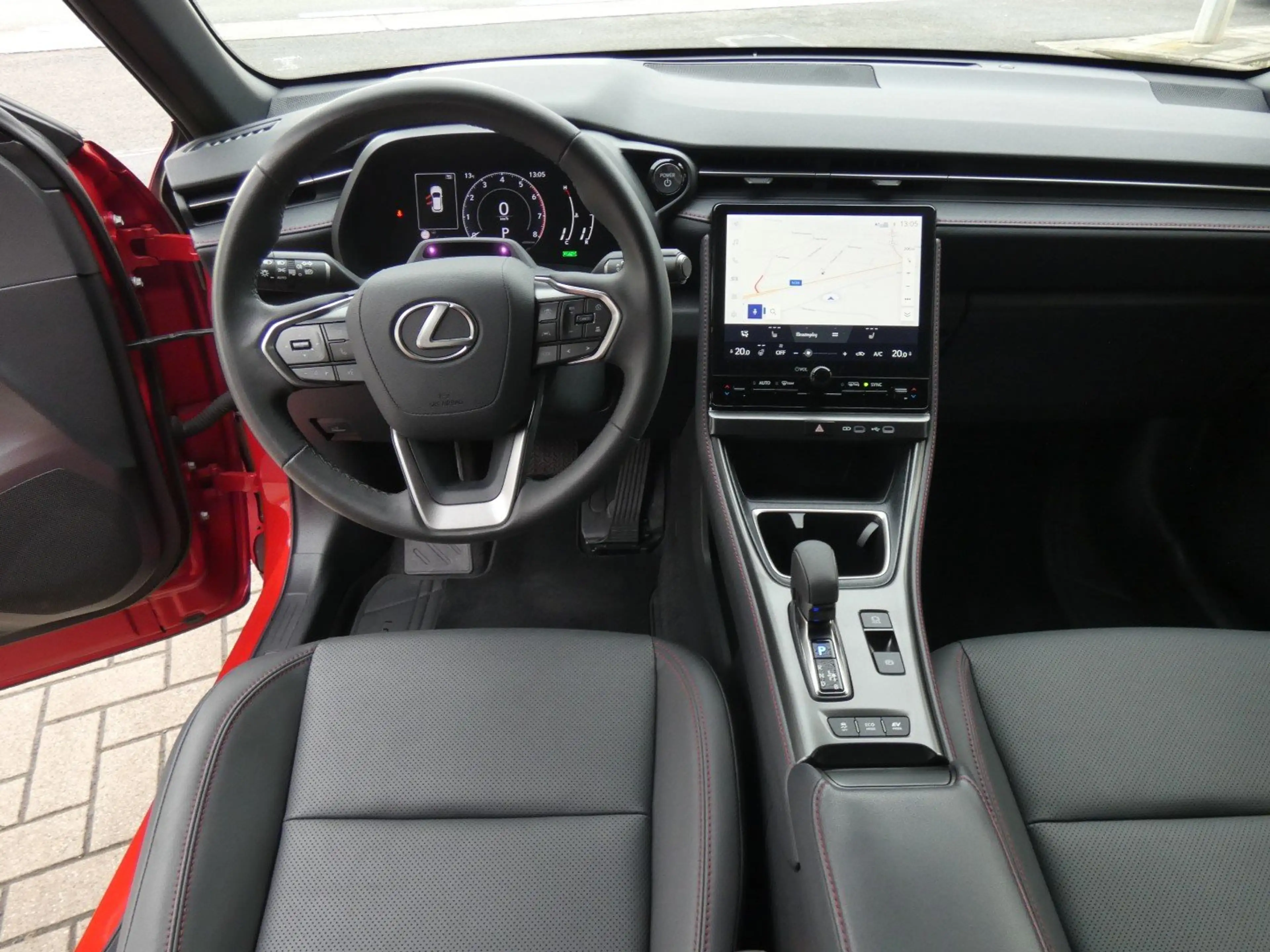 Lexus LBX Hybrid Emotion *LEDER* +Stuurwiel&Zetelverwarming — photo 12