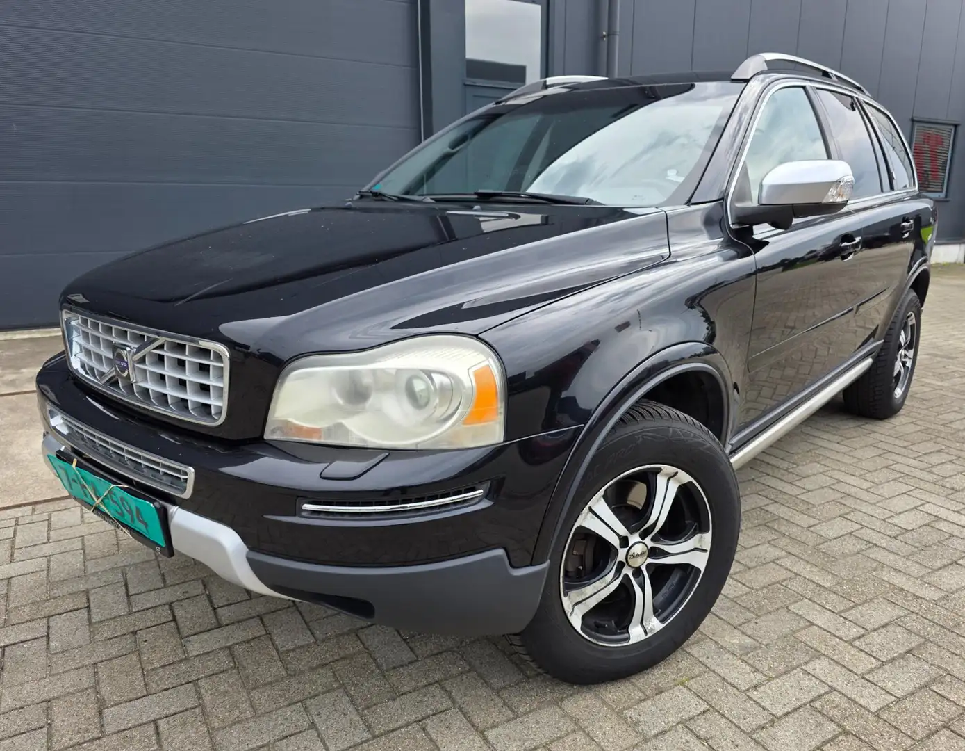 Volvo XC90 3.2 Sport, dealer onderhouden, bijtel vriendelijk! Noir - 1