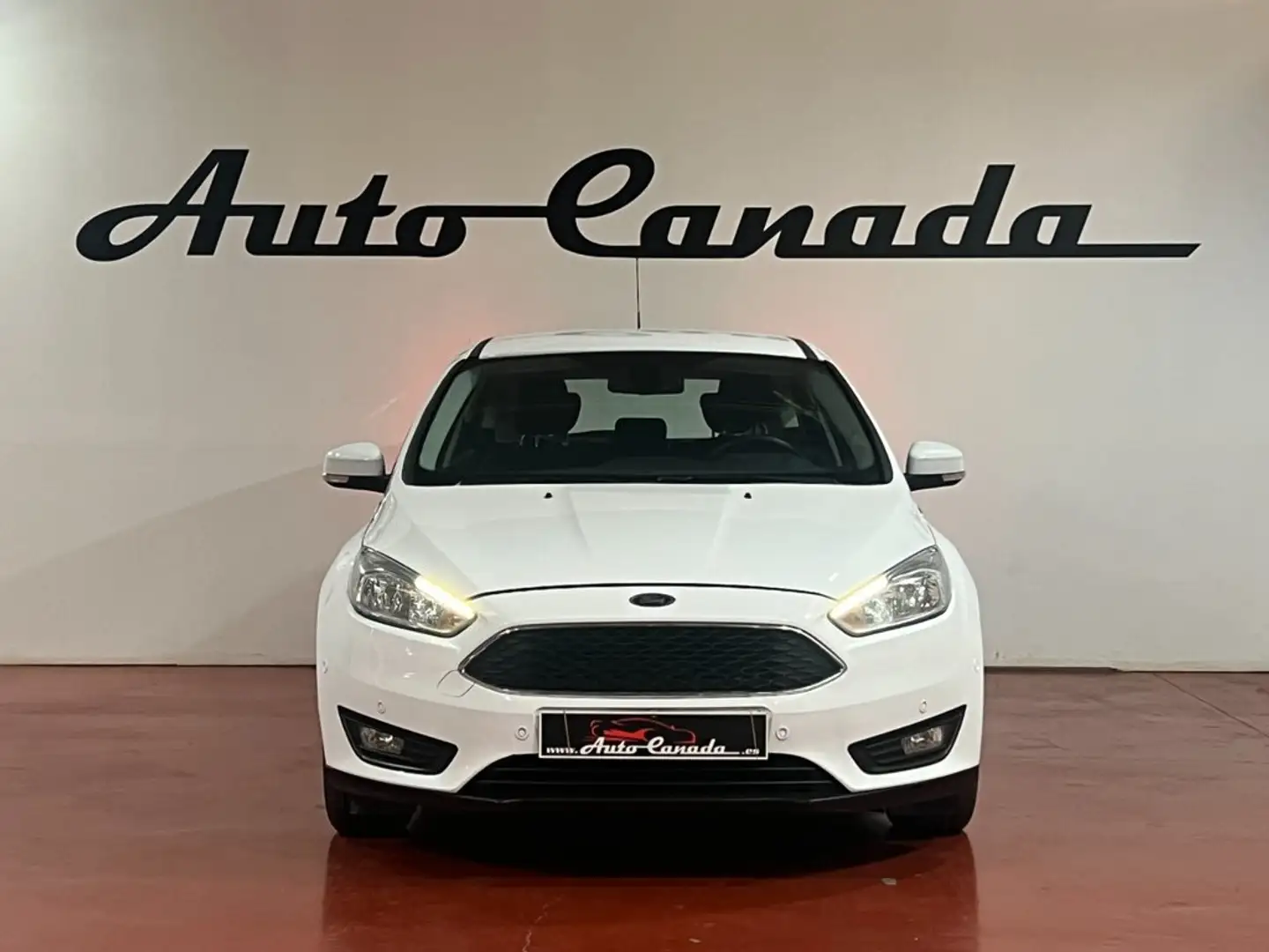Ford Focus 1.0 Ecoboost Auto-St.-St. 92kW Business Bianco - 2