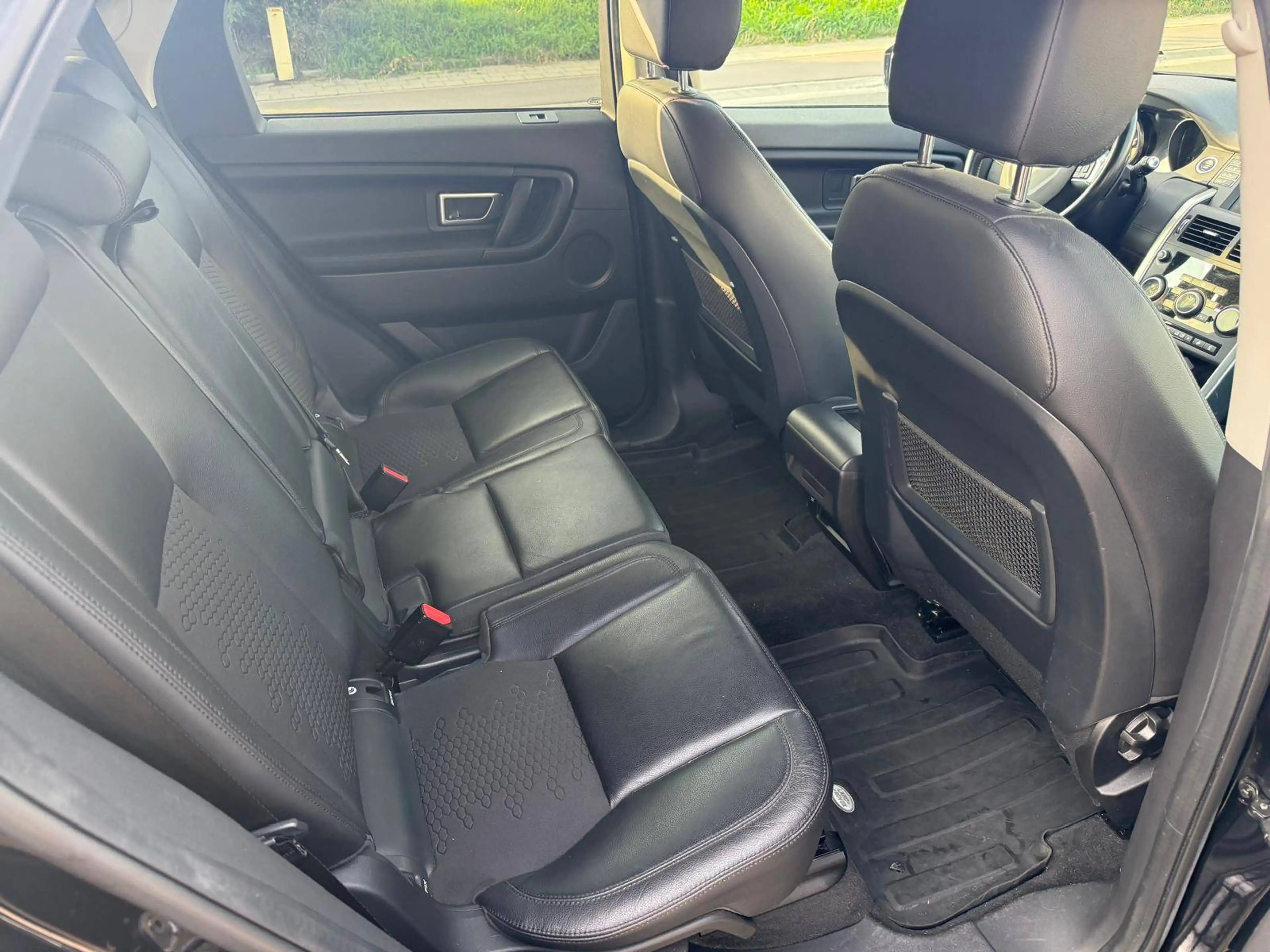 Land Rover Discovery Sport Discovery Sport 2.0 TD4 Stellar SE Dynamic — photo 10