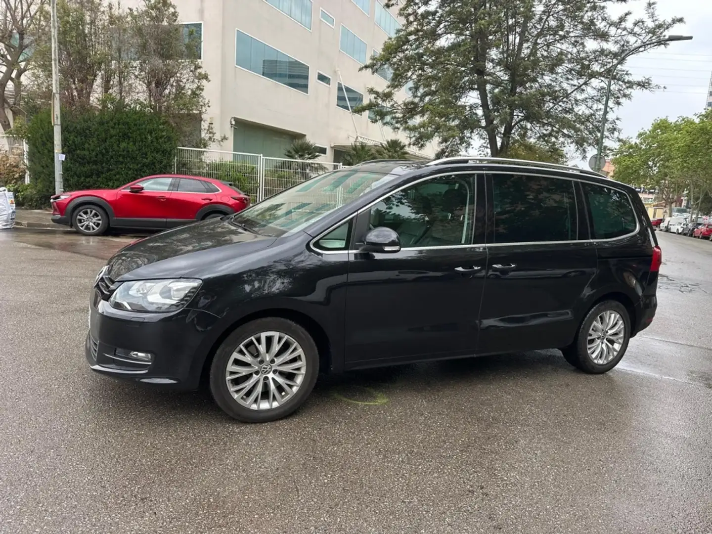 Volkswagen Sharan 2.0 TSI Sport DSG Noir - 2