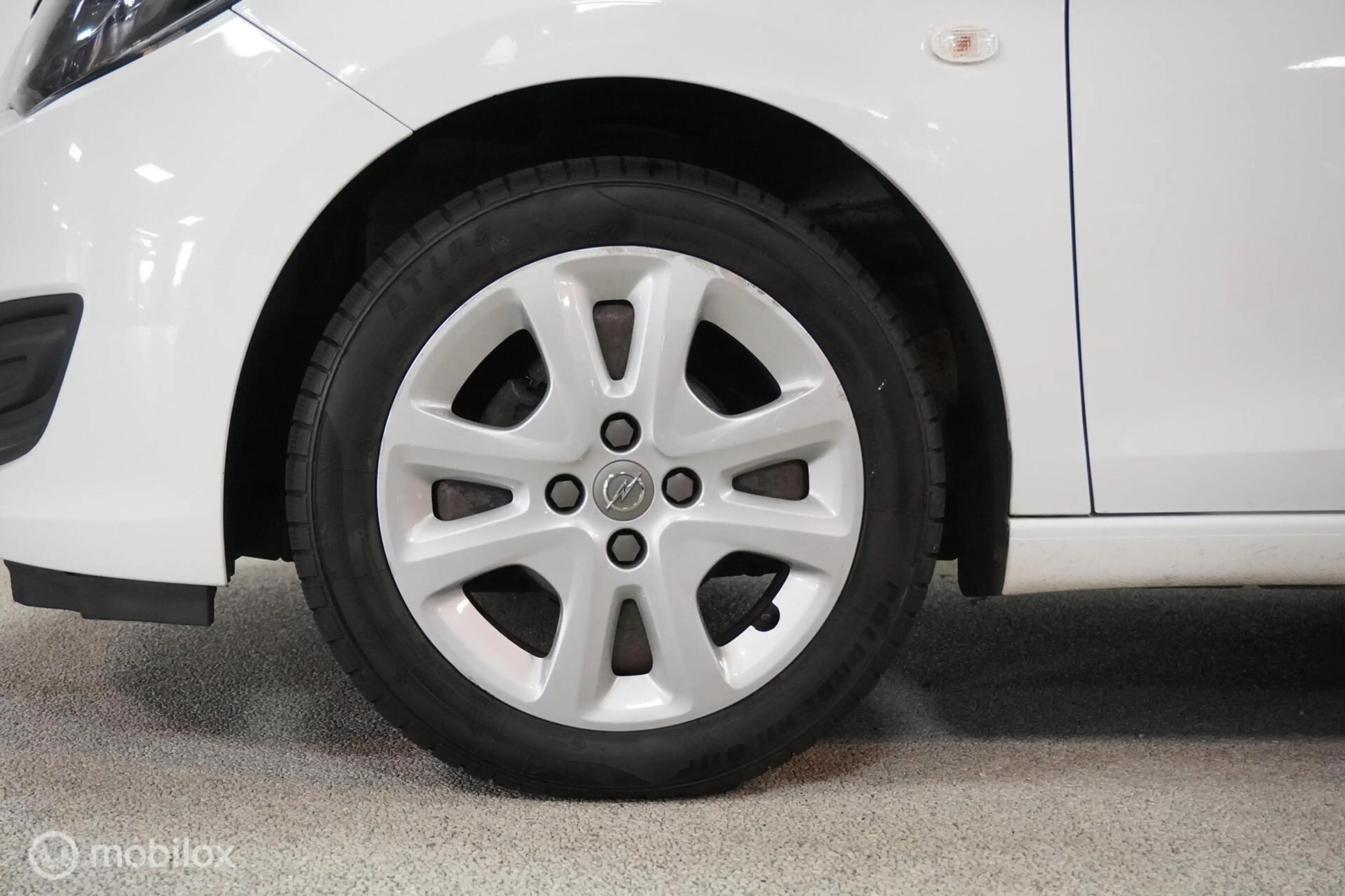 Opel Karl 1.0 ecoFLEX Enjoy — photo 10