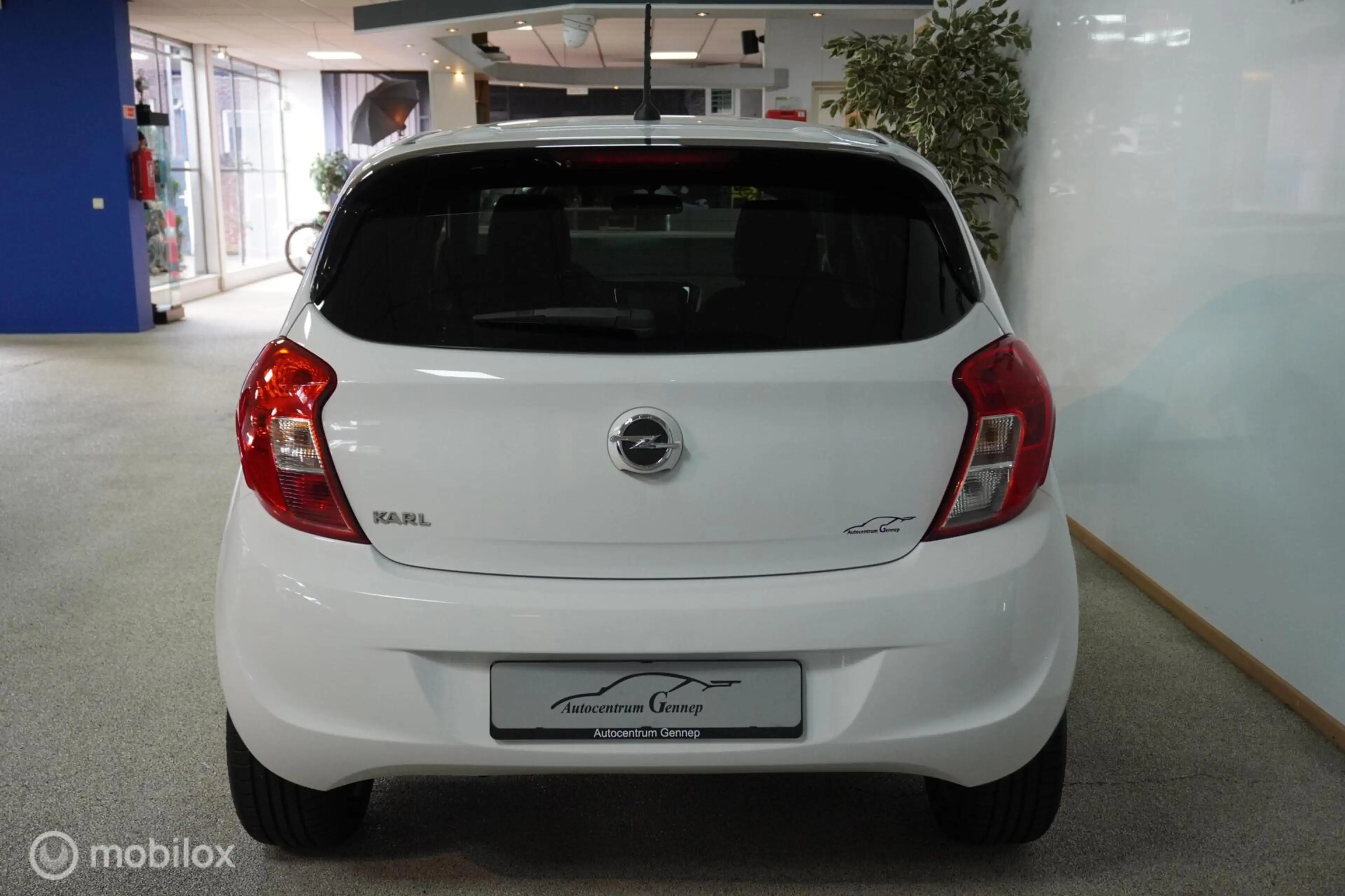 Opel Karl 1.0 ecoFLEX Enjoy — photo 14