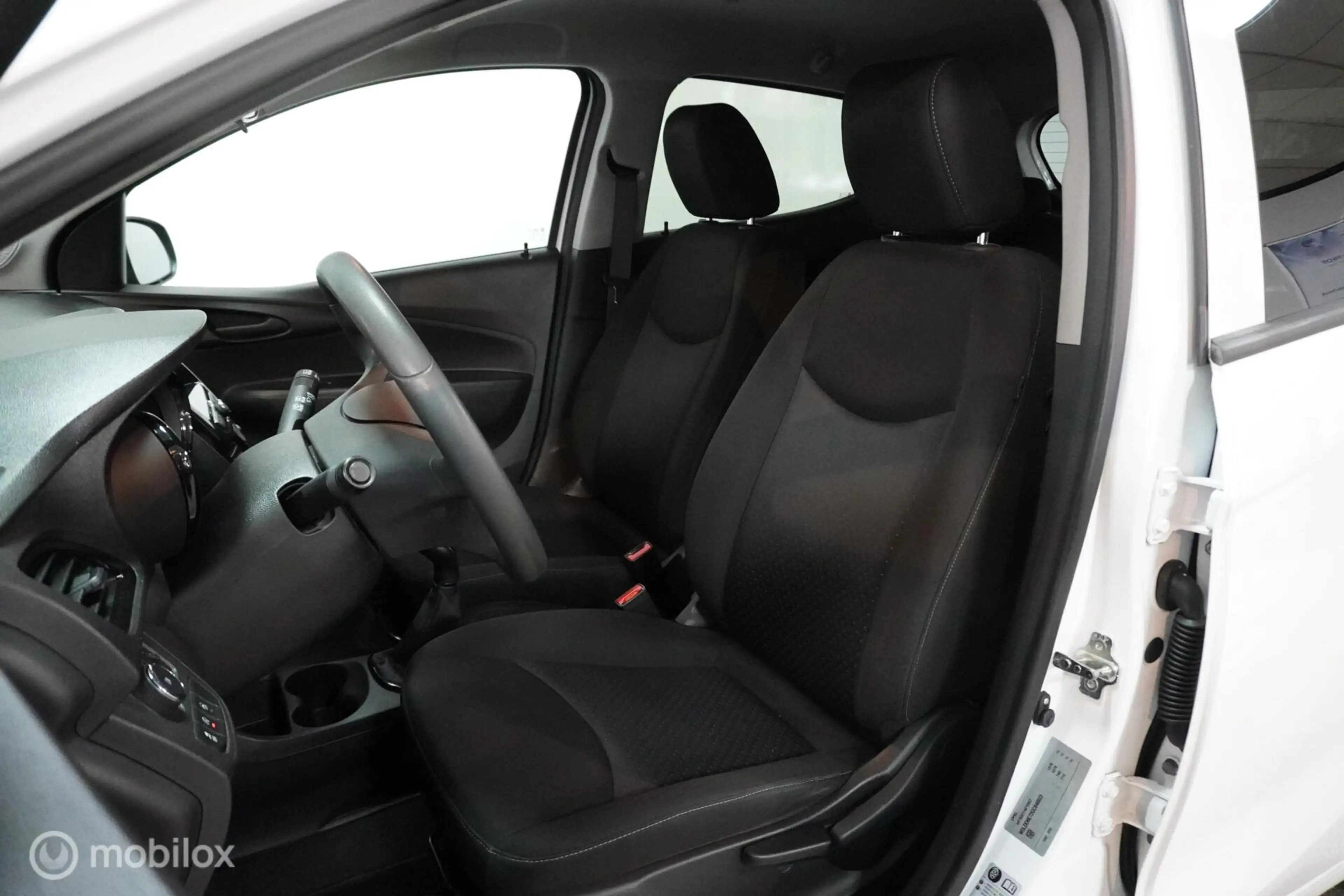 Opel Karl 1.0 ecoFLEX Enjoy — photo 20
