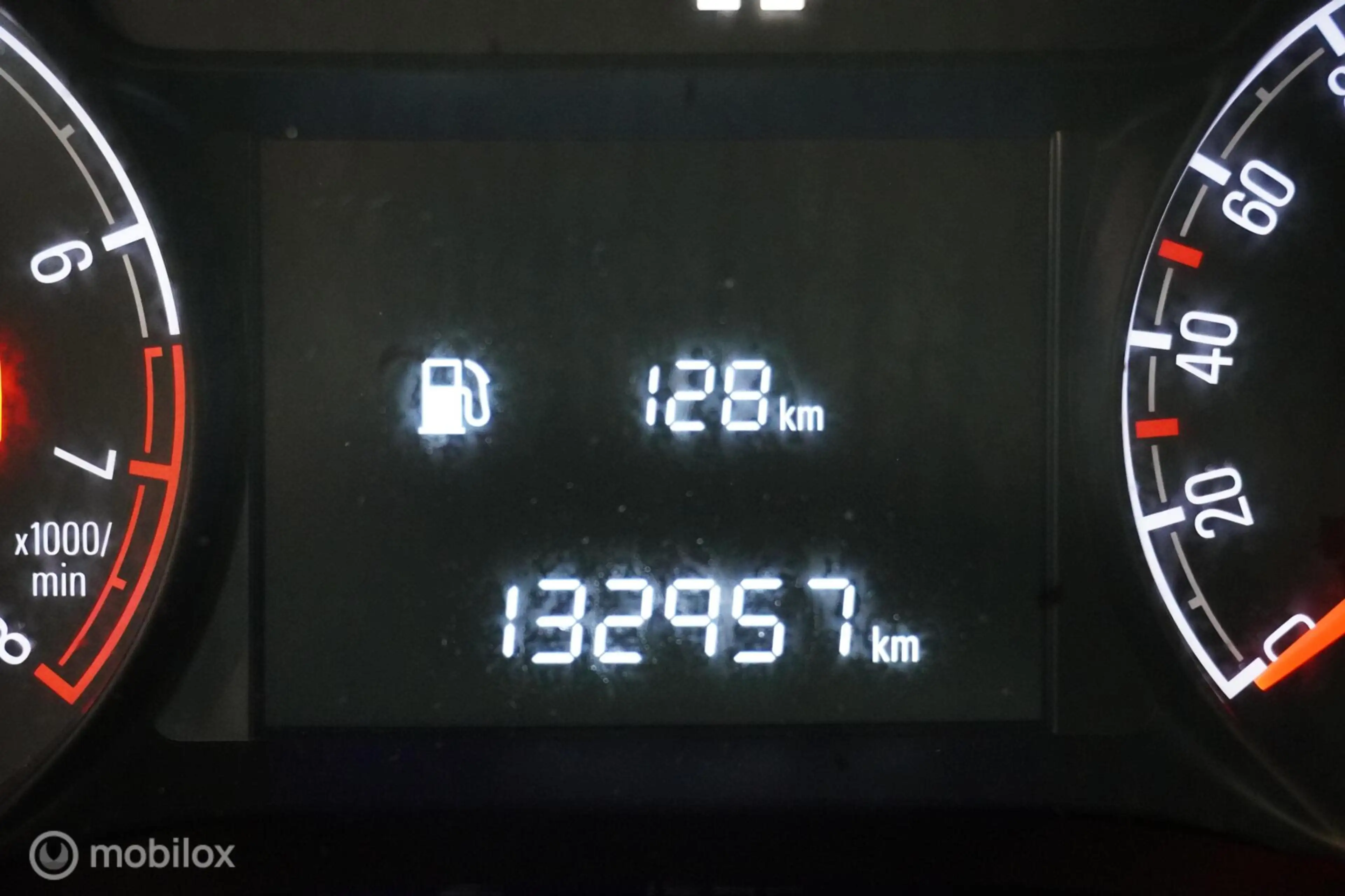 Opel Karl 1.0 ecoFLEX Enjoy — photo 26