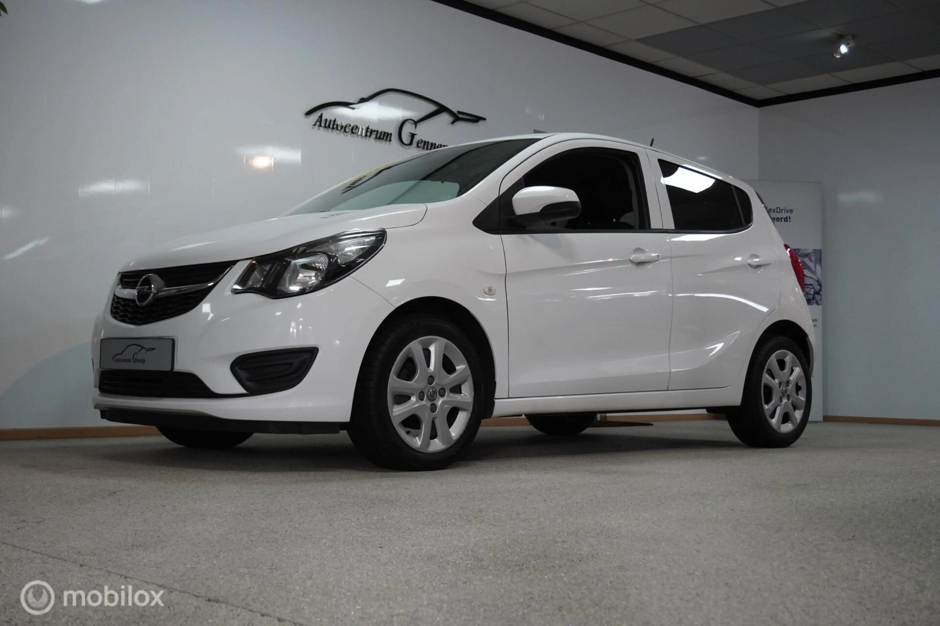 Opel Karl 1.0 ecoFLEX Enjoy — photo 16