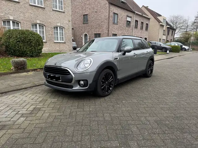 MINI One Clubman Automaat - Benzine - Zetelverwarming - Nardo Grijs