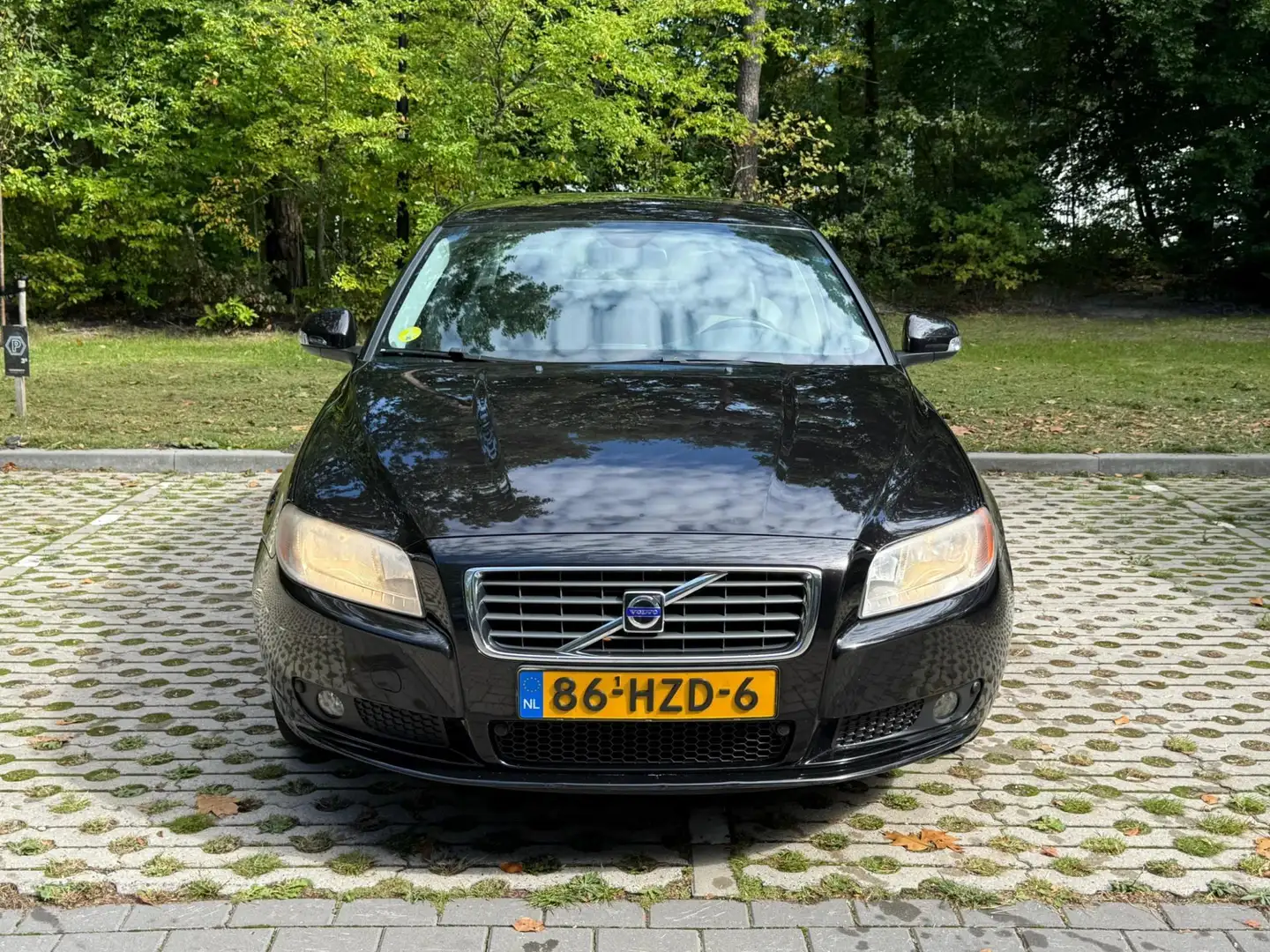 Volvo S80 2.5 T Momentum 2e Eigenaar Zwart - 2