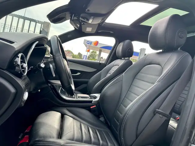 Mercedes-Benz GLC 200 view 9