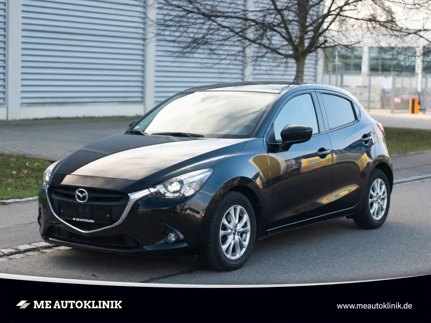 Mazda 2 Lim. Exclusive-Line *Garantie*SHZ*Navi Noir - 1