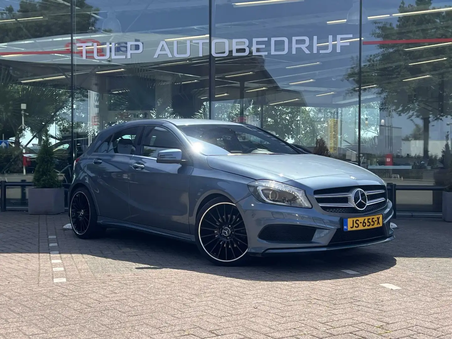 Mercedes-Benz A 200 Ambition AMG Pakket 18" LMV Mooi! Blauw - 2
