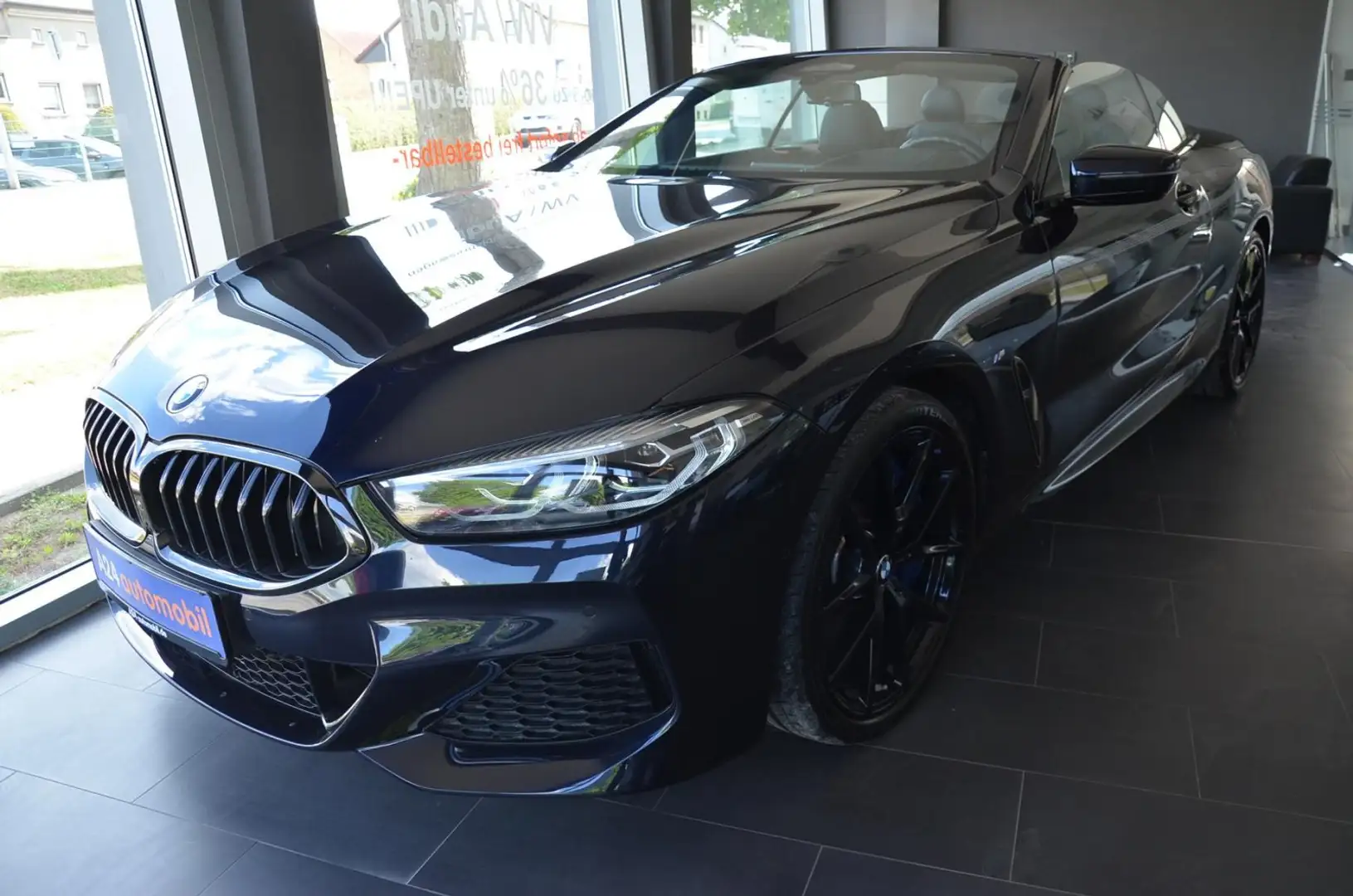 BMW 840 d xDrive M Sport LED Navi Leder 360 Kamera Head Up Noir - 1