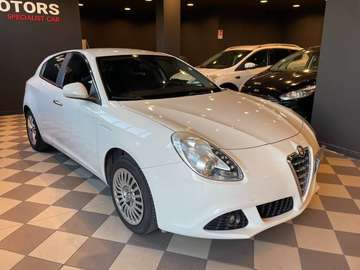 1.4 t. Distinctive 120cv - UNICO PROPRIETARIO