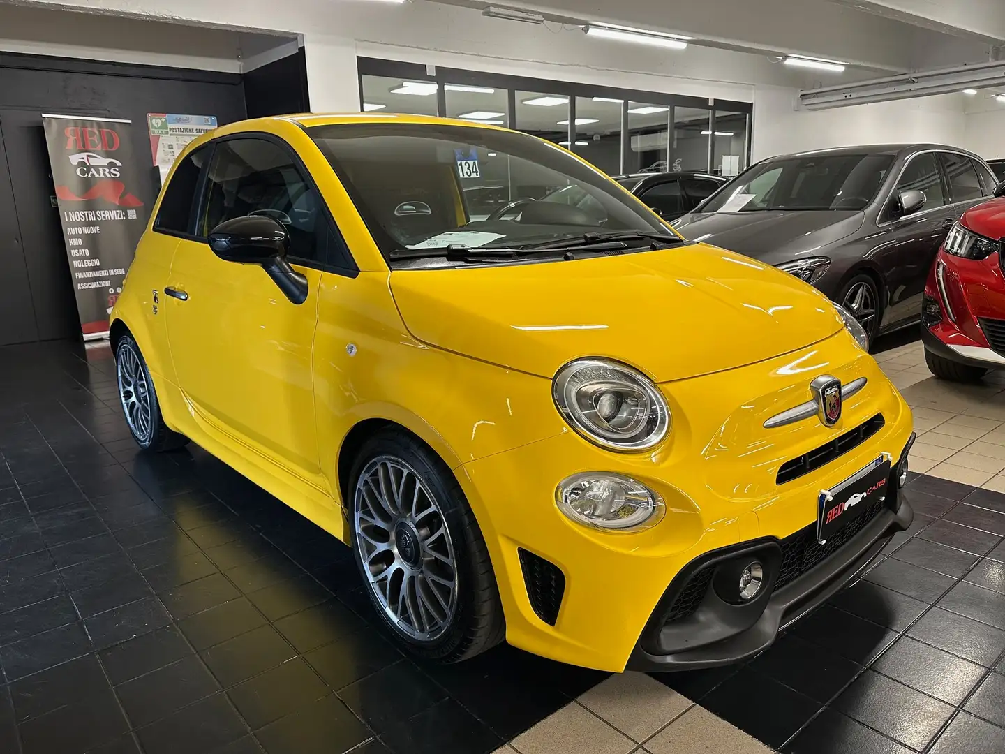 Abarth 595 1.4 t-jet 145cv Jaune - 2
