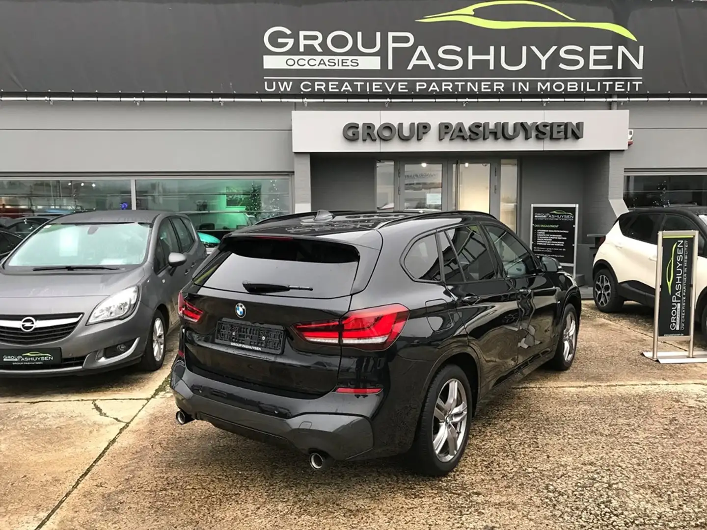 BMW X1 xDrive18d ''M'' Pakket 2.0cc 150pk AUT Noir - 2