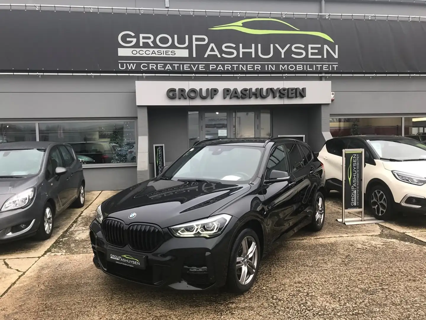 BMW X1 xDrive18d ''M'' Pakket 2.0cc 150pk AUT Noir - 1