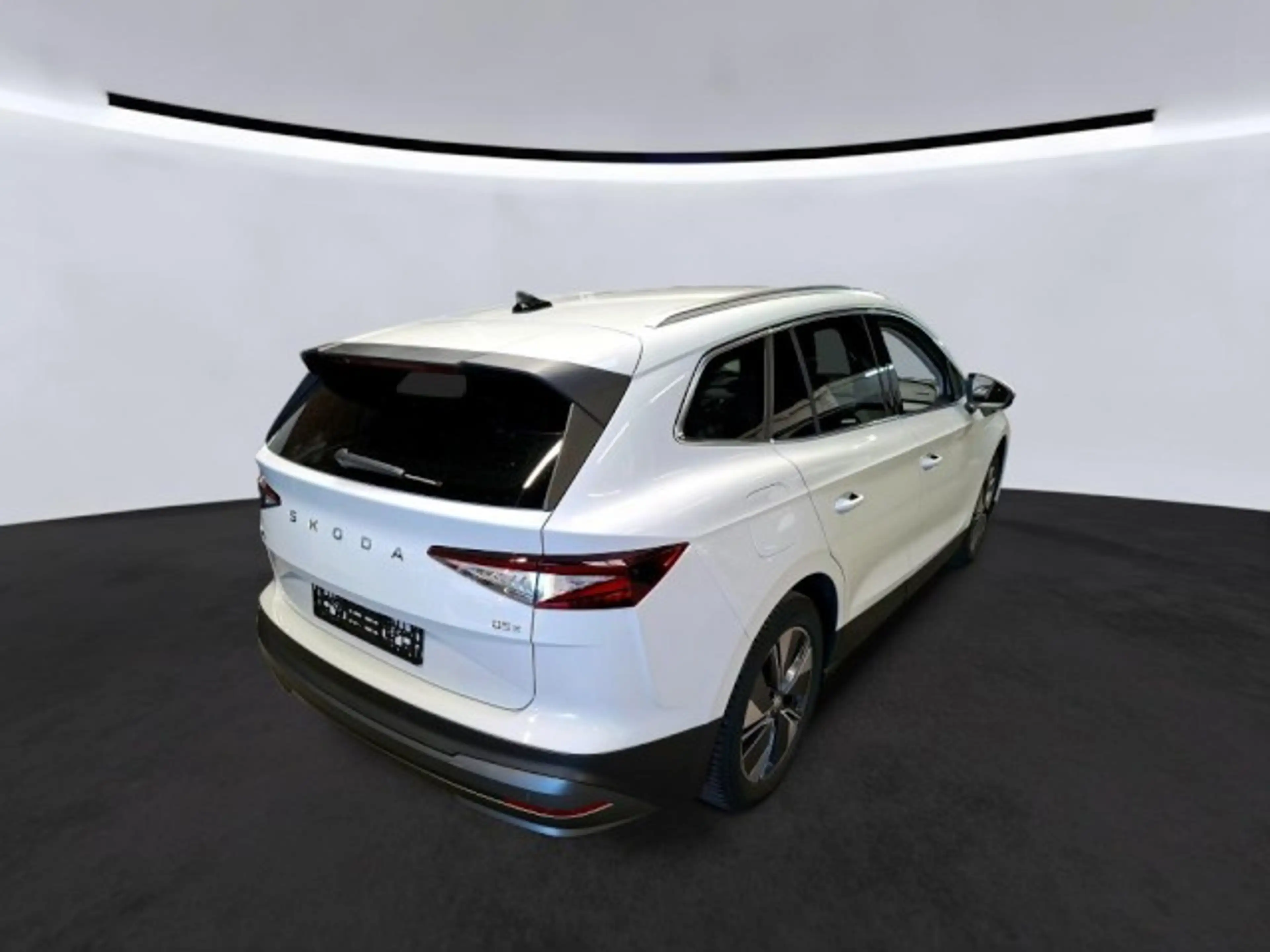 Skoda Enyaq 85x Loft ALLRAD+AHK+TOTW+KESSY+ACC+WÄPU Klima — photo 4