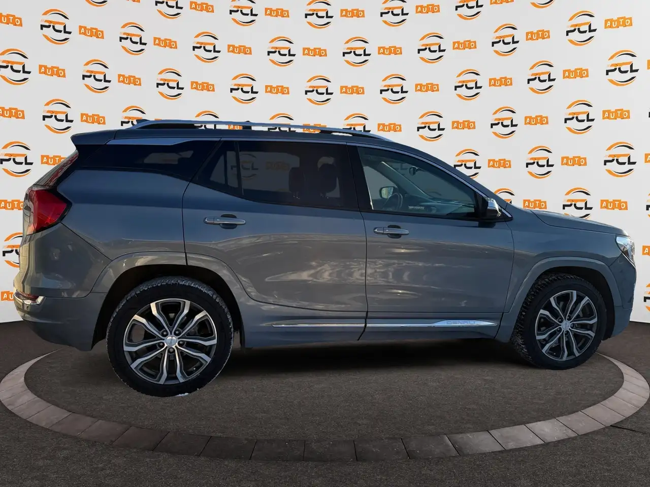 GMC Terrain снимка GMC Terrain