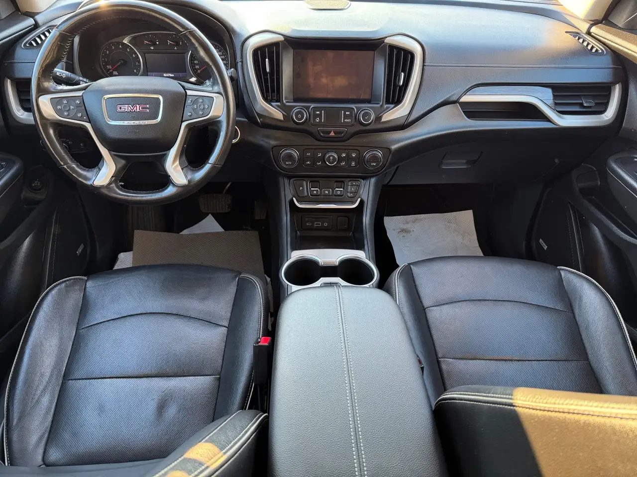 GMC Terrain снимка GMC Terrain
