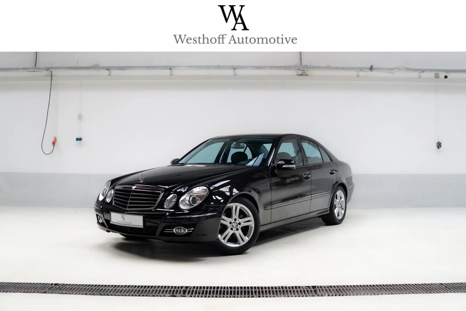 Mercedes-Benz E 200 Kompressor Avantgarde 2.Hand SHZ Comand AHK Noir - 1