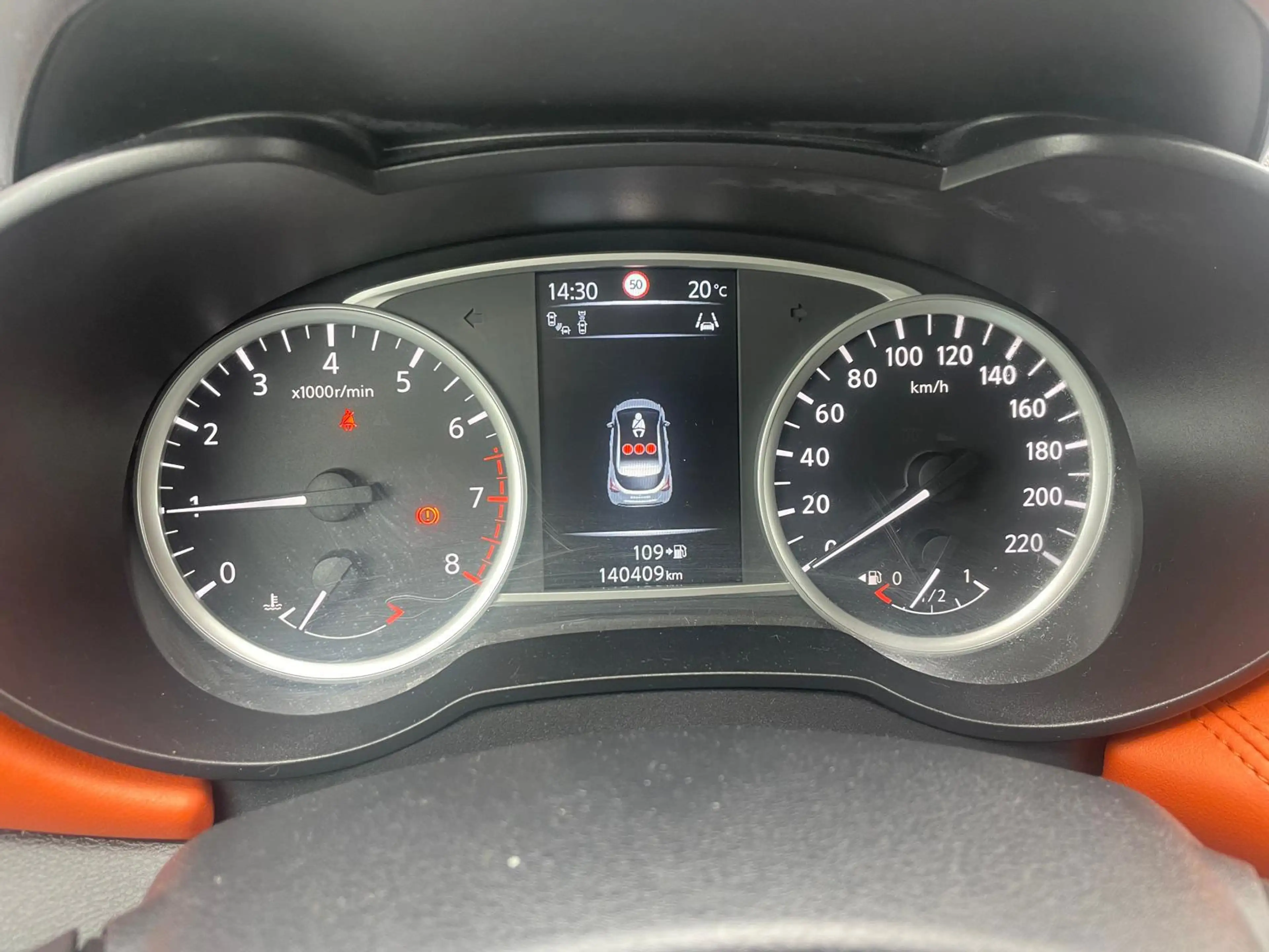 Nissan Micra 0.9 IG-T Tekna — photo 19