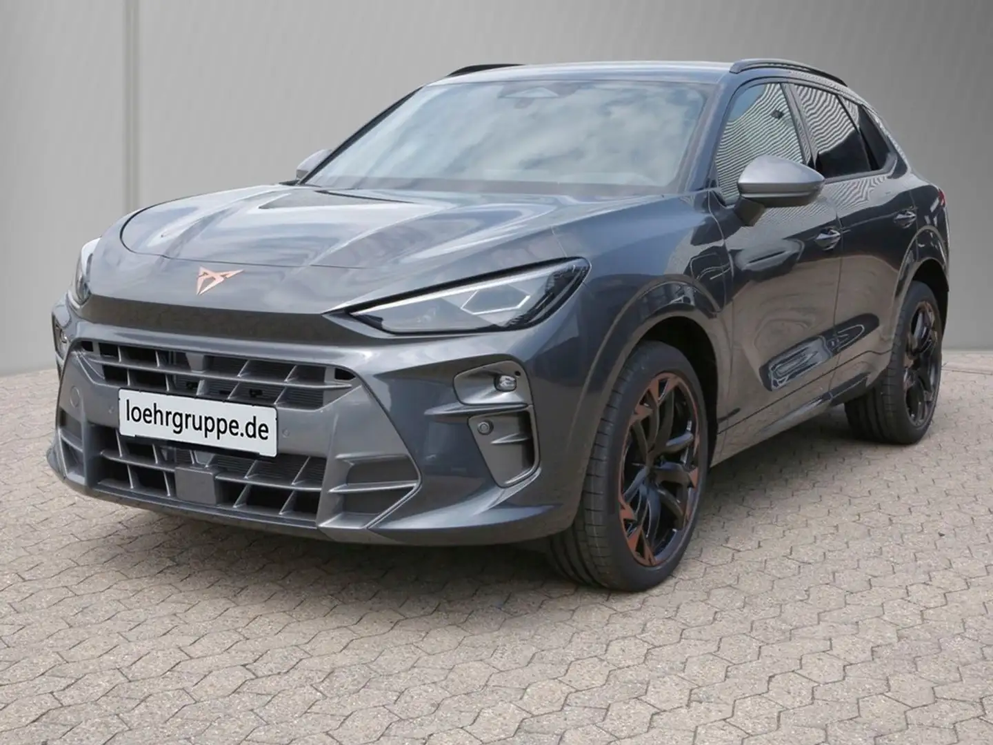CUPRA Terramar VZ 1.5 e-HYBRID-6-Gang-DSG Grau - 2