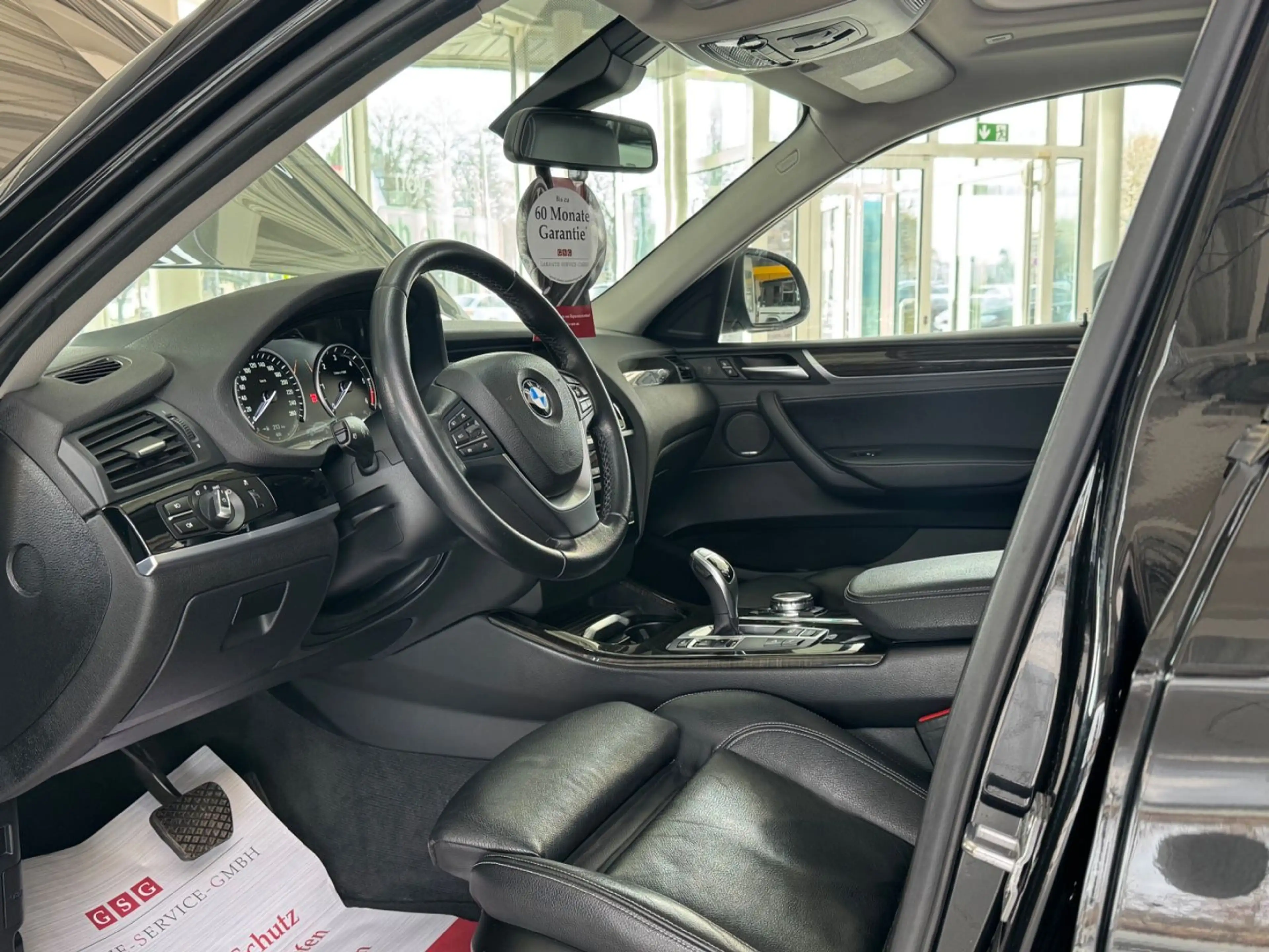 BMW X4 xDrive 35 d*Standheizung*Head-up*Sportsitze* — photo 10
