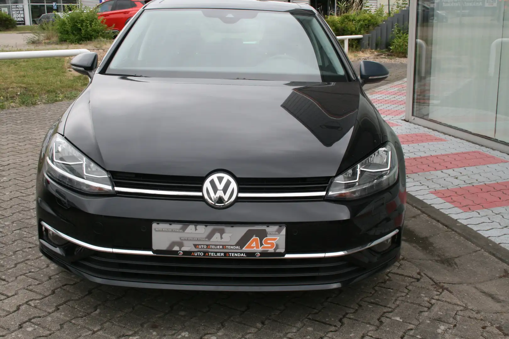 Volkswagen Golf IQ.DRIVE Start-Stopp VII Lim. (BQ1/BE2)NETTO.15671 Schwarz - 2