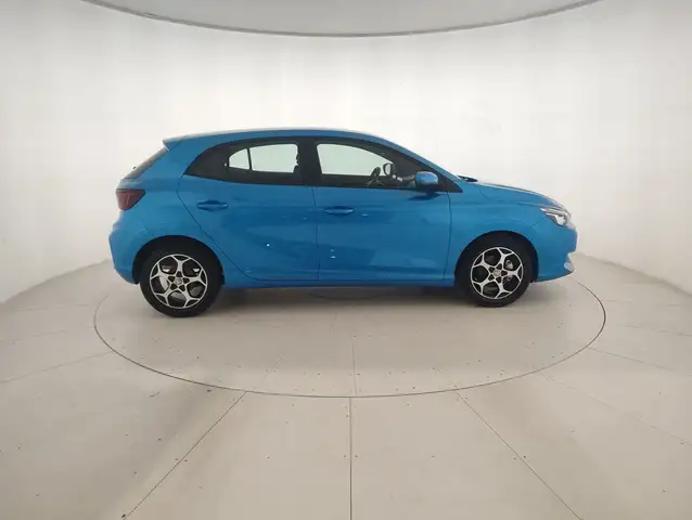 MG MG3 view 5