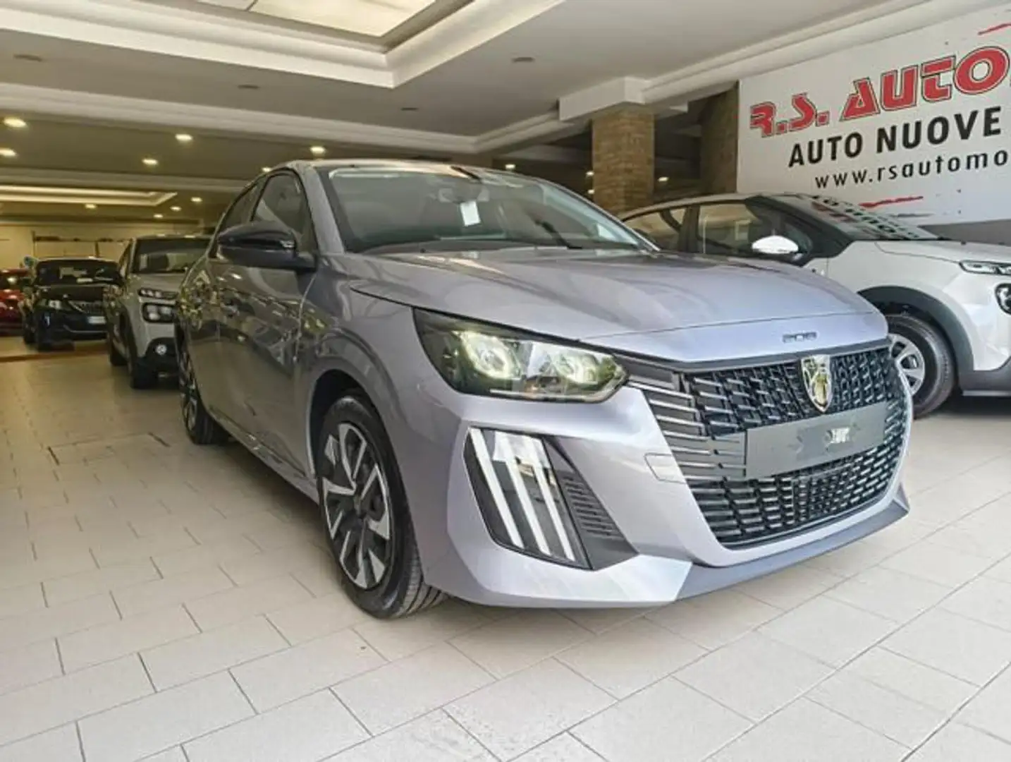 Peugeot 208 1.2 Hybrid Style 100cv e-dcs6 #TAN 5,95% Gris - 2