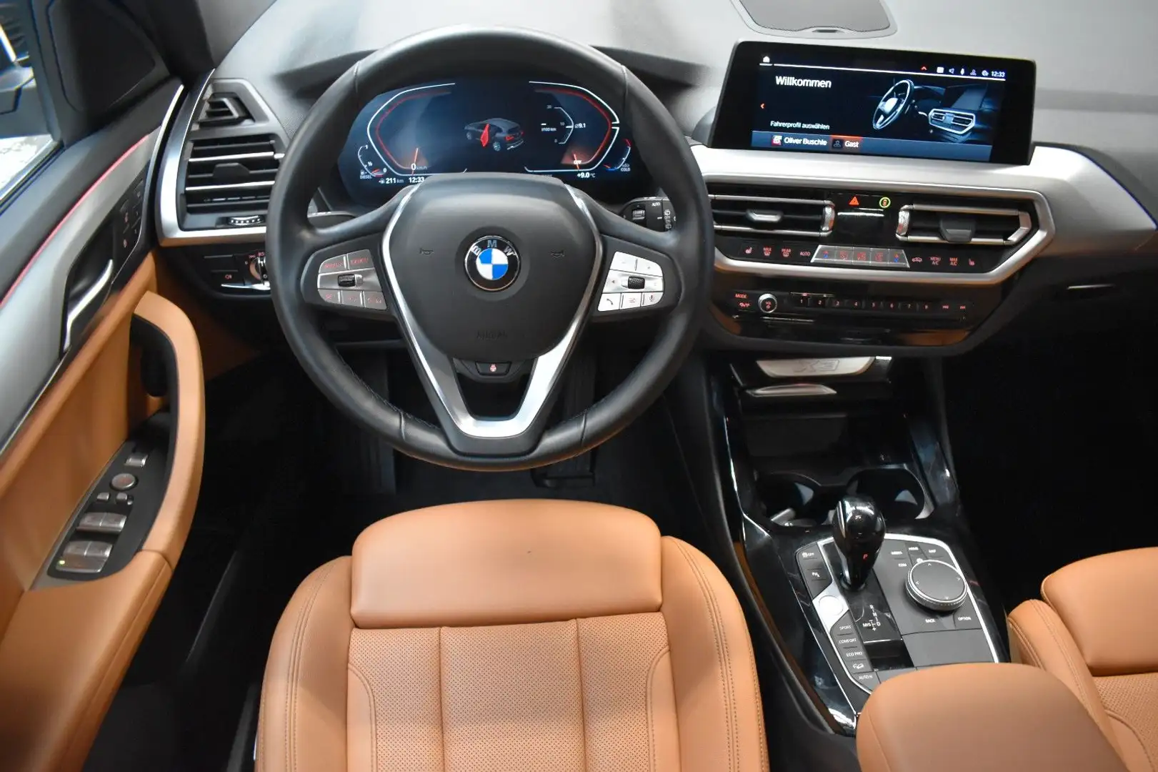 BMW X3 xDrive 20 d*LEDER*KAMERA*AHK*LEDER*SHZ*AHK White - 2