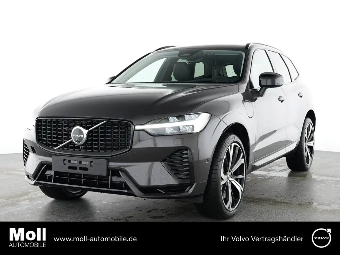 Volvo XC60 Plus Dark Recharge Plug-In Hybrid AWD HUD StandHZG Grau - 1