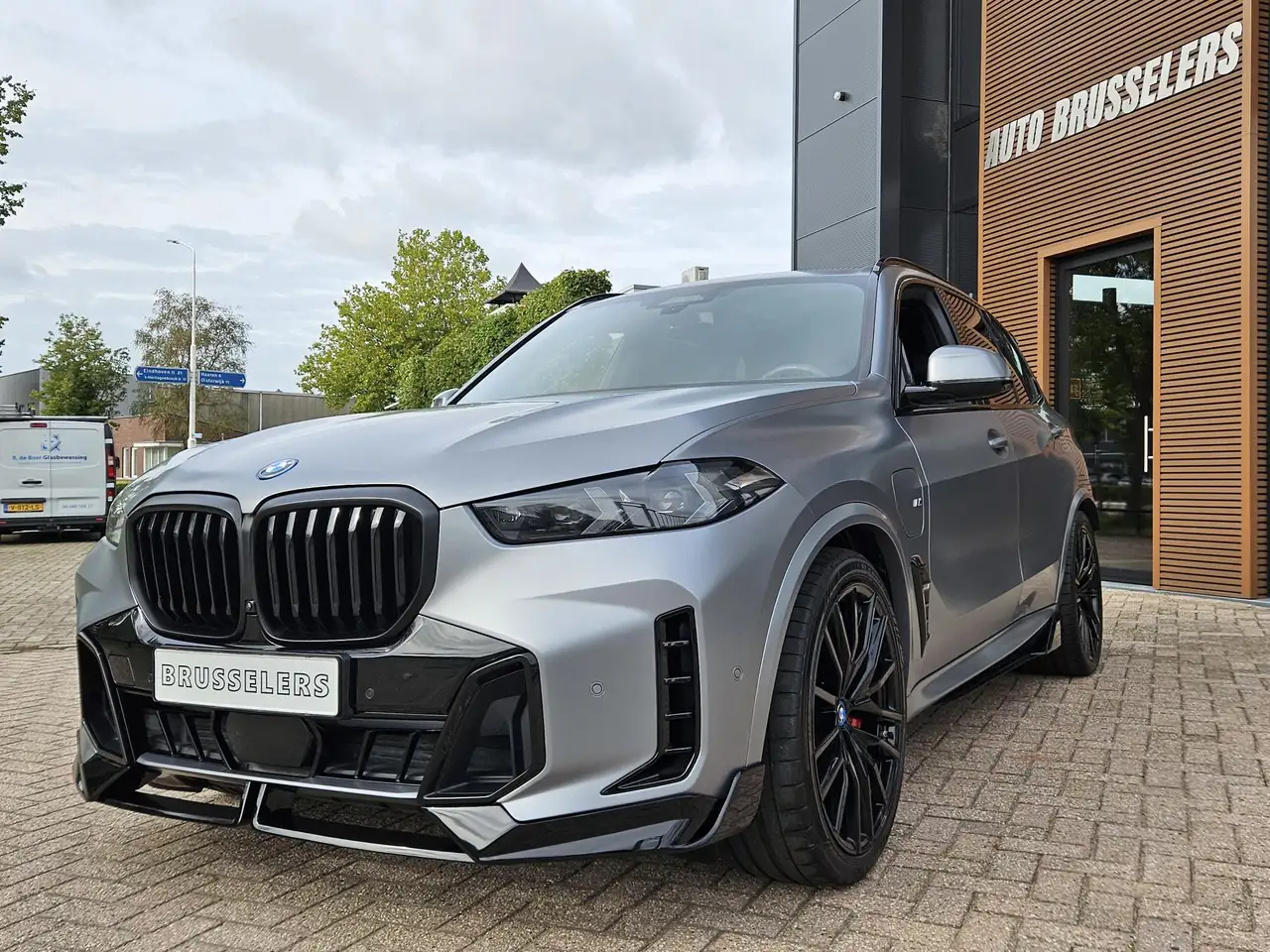BMW X5 xDrive50e Mega Beuker Frozen zilver...., миниатюра 5