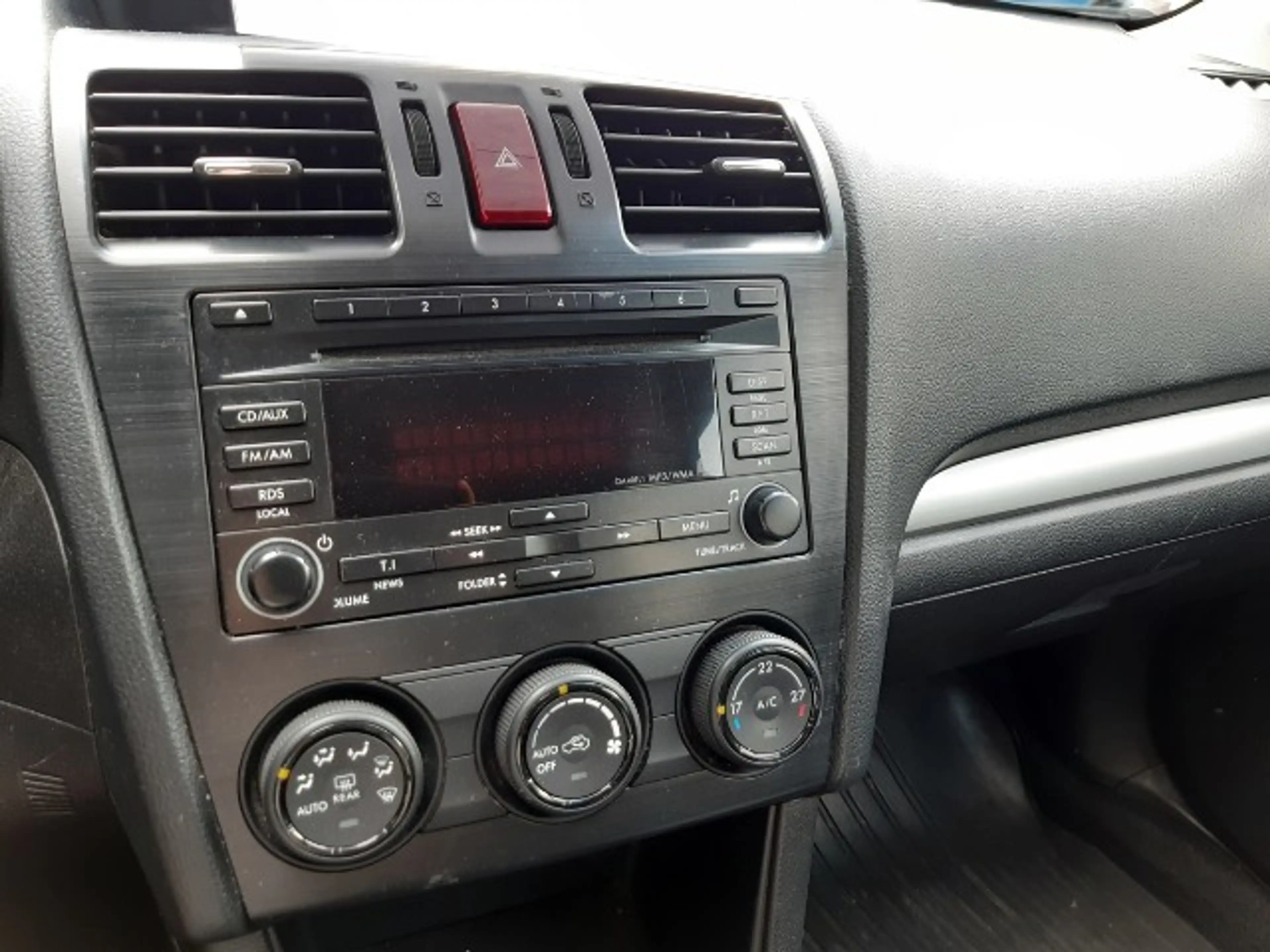 Subaru Impreza Allrad — photo 12