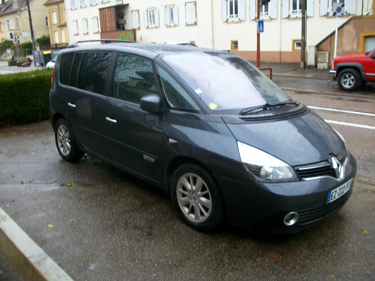 Renault Espace 2.0 dCi 175 FAP Initiale Euro 5 A