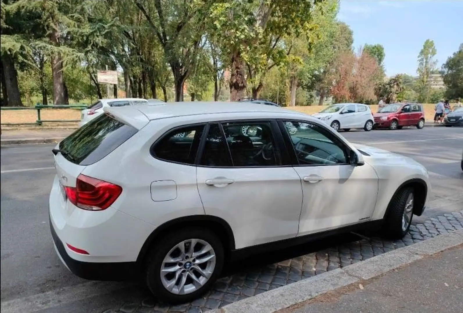 BMW X1 xdrive 18d Sport Line - 2